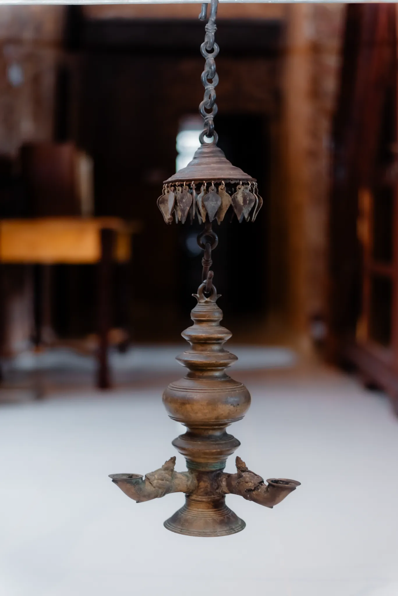 Rare Dambadeni Period Hanging Coconut Oil Lamp